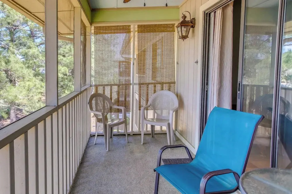 Little River Condo w/ Community Pool & Hot Tub!