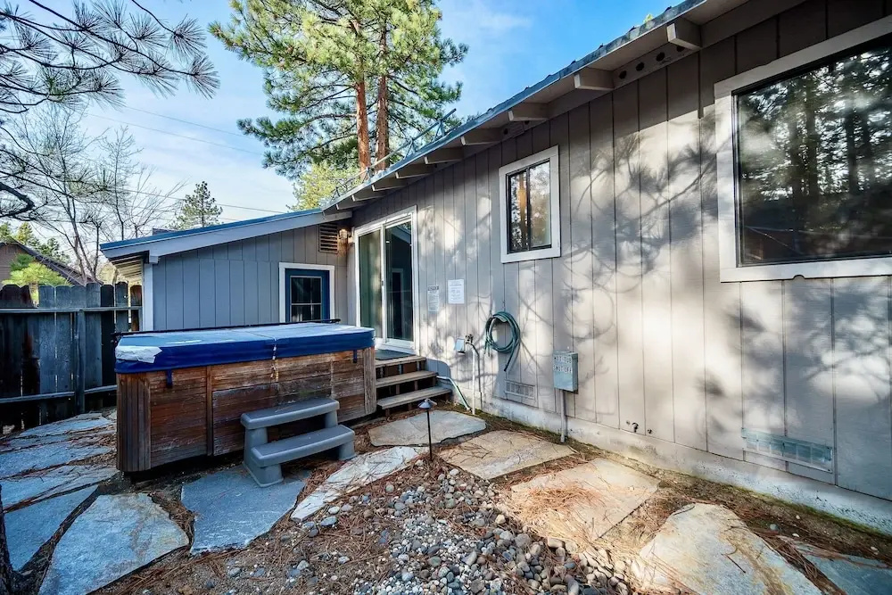 The Azure Tahoe Cabin 3 Bedroom Home
