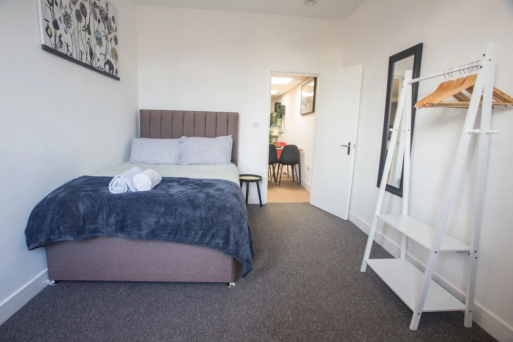 Short Stay Bristol - Two Mile Hill Apartment