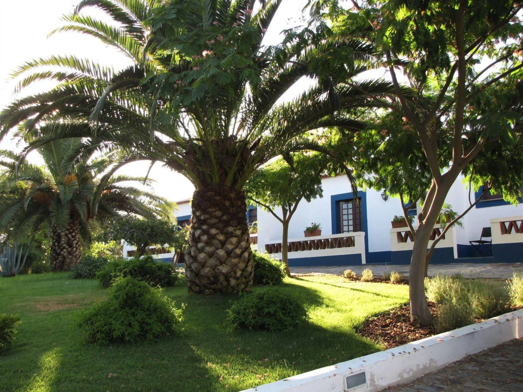 Horta da Moura by WOT Signature