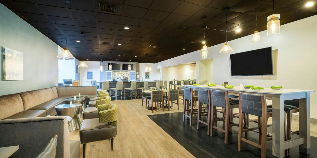 enVision Hotel & Conference Center Mansfield-Foxboro