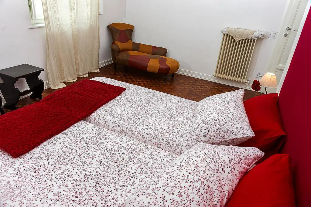 23 Bed & Breakfast