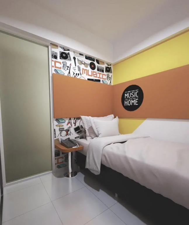 Front One Budget Hotel Slamet Riyadi Solo