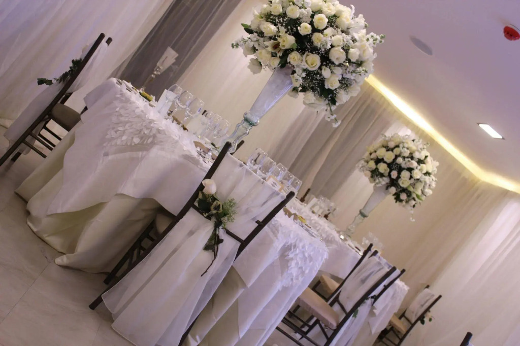 Lugano Suites Hotel