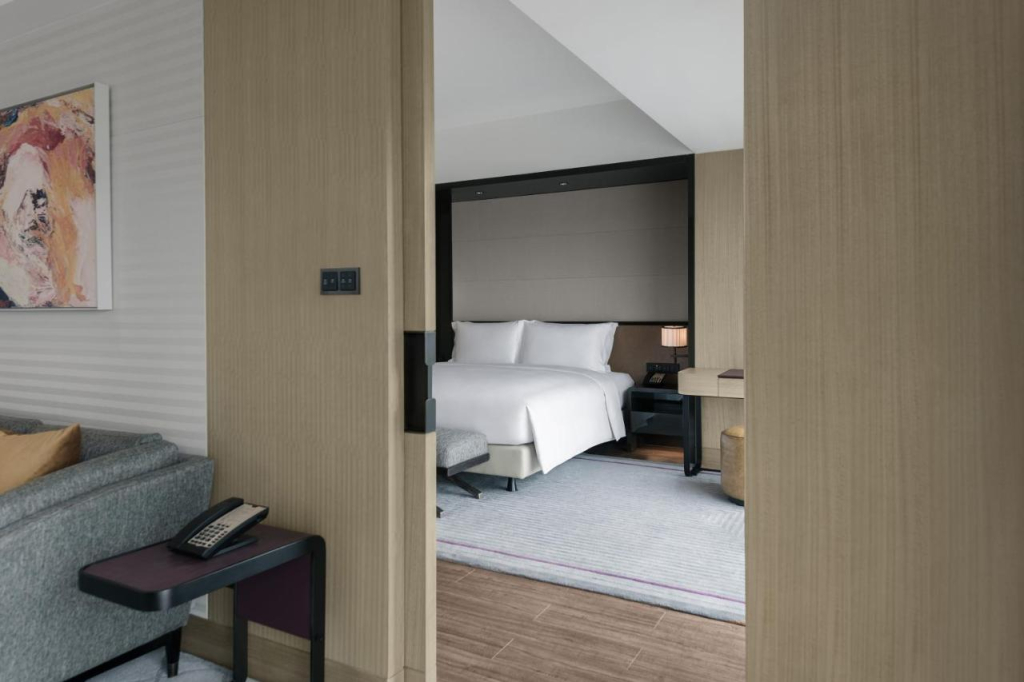 New World Langfang Hotel