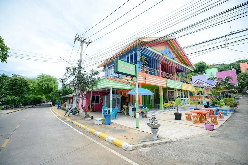 OYO 922 Thammachart Resort Kaosrichang