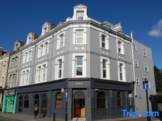 Hotel O Atma Bhakti Near Solo Square Mall