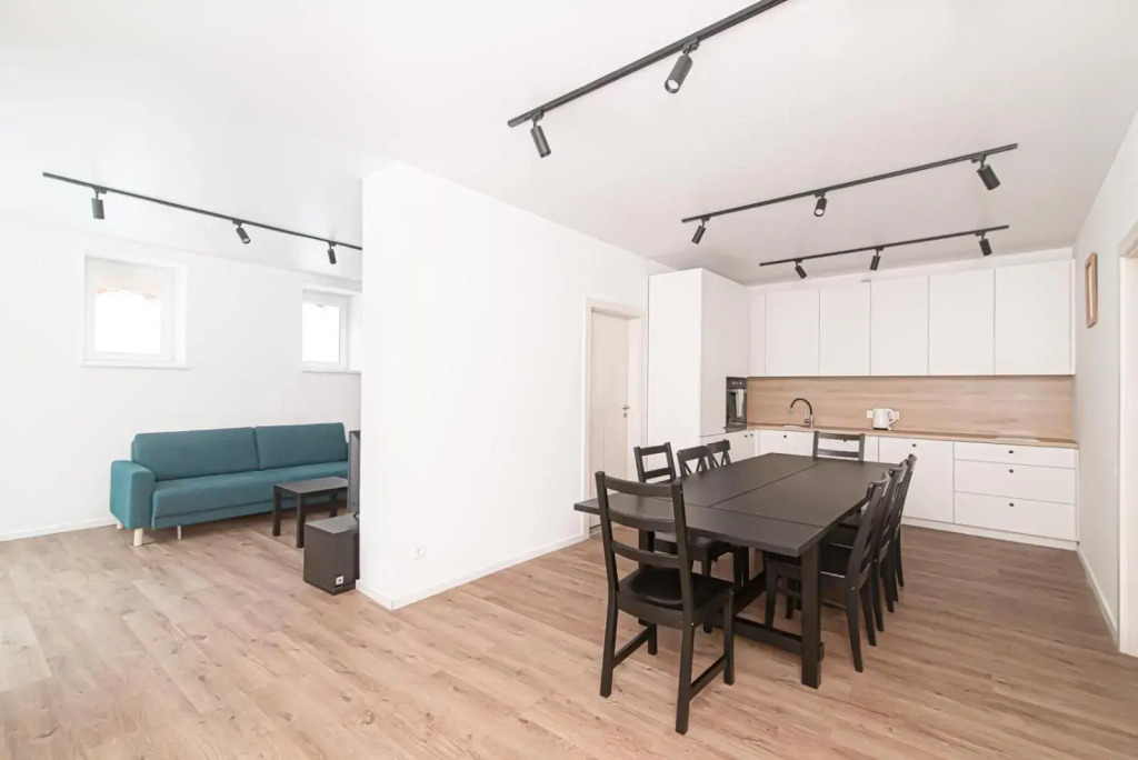 Spacious 2-bedroom apartment in Vilnius Old Town by URBAN RENT