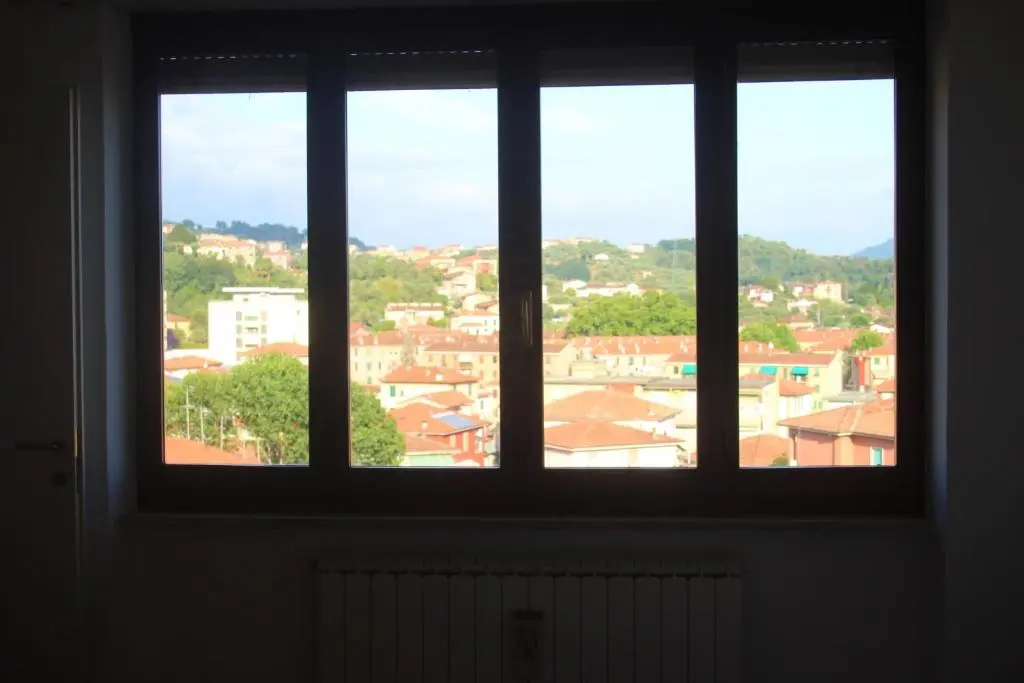 2 bedrooms appartement with city view furnished terrace and wifi at La Spezia 8 km away from the beach