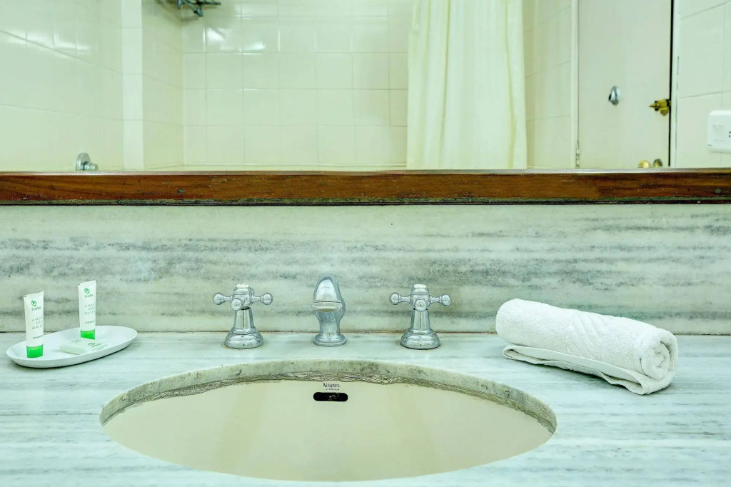 Hotel Ajanta Continental