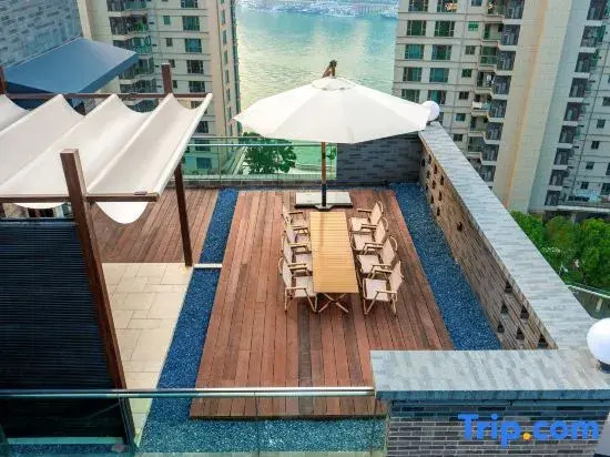 SFEEL Designer Hotel (Chongqing Nanbin Road Xiahaoli Store)