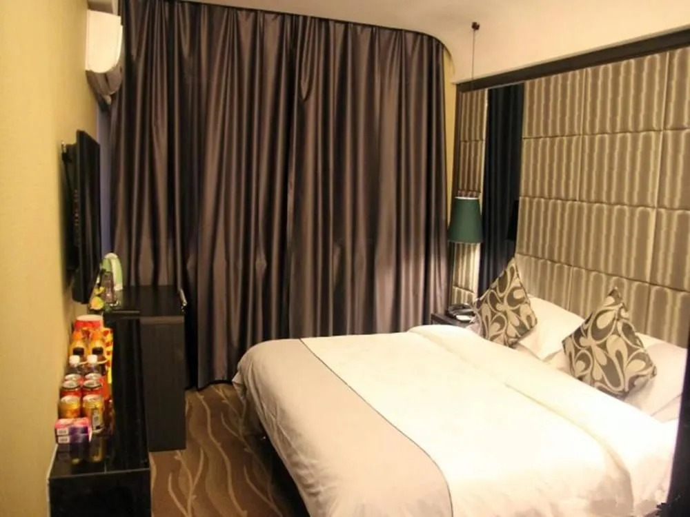 Super 8 Hotel Urumchi Renmin Cinema Branch