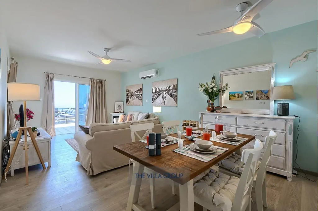 Thea Vista Apartment