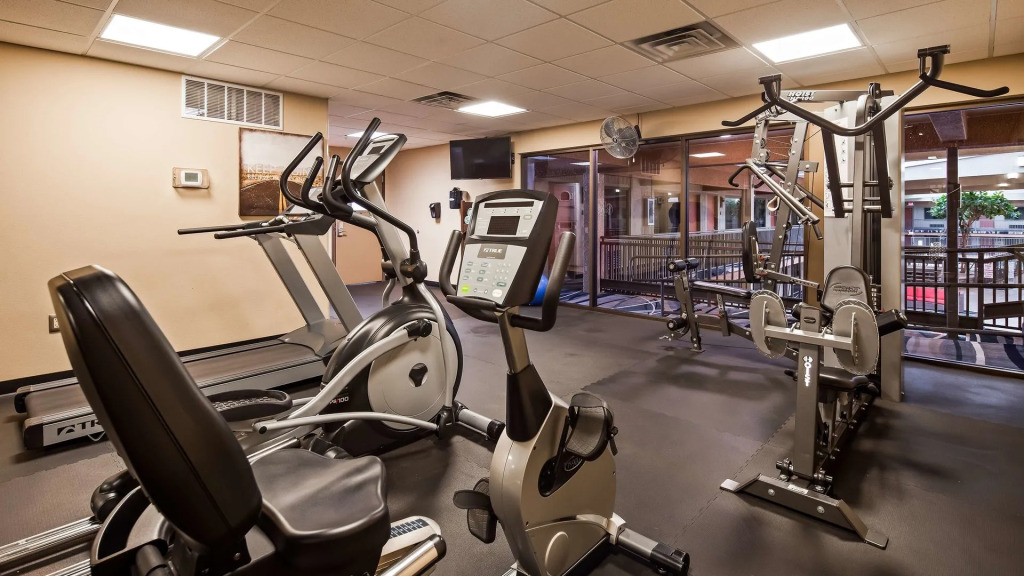 Best Western Plus Raton Hotel