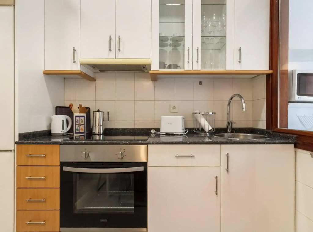 Prestancia apartament by the urban hosts