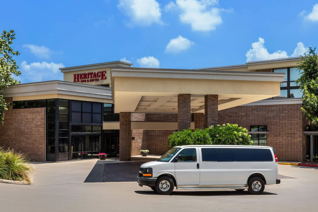 Heritage Inn & Suites San Antonio Airport, Trademark Wyndham