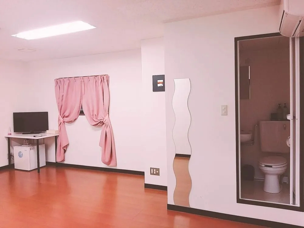Shinjuku East Hotel