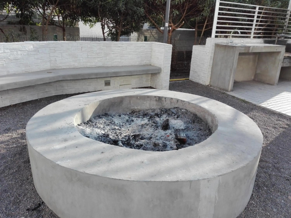 CONDOMINIO GRAN MARINA 2D 2B piscina 5p 604