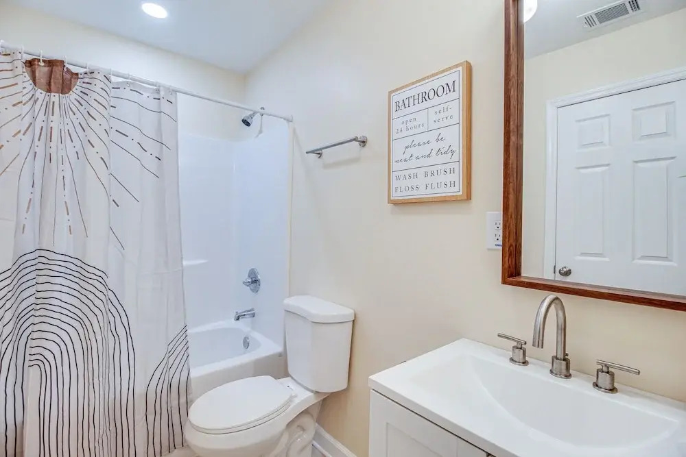Family Home Near Downtown & Convention Center!