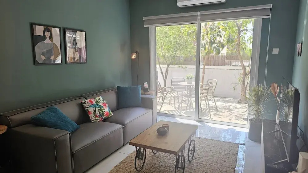 151 NIC - Stay Art Style Apartment