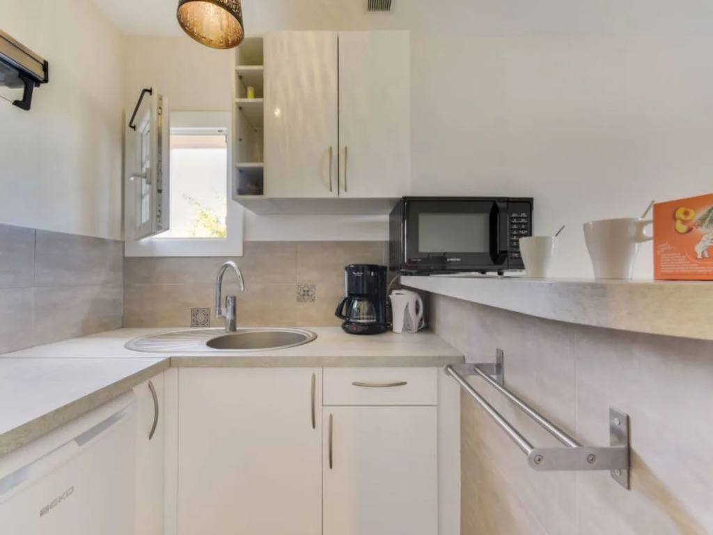 Bella Vista 30007