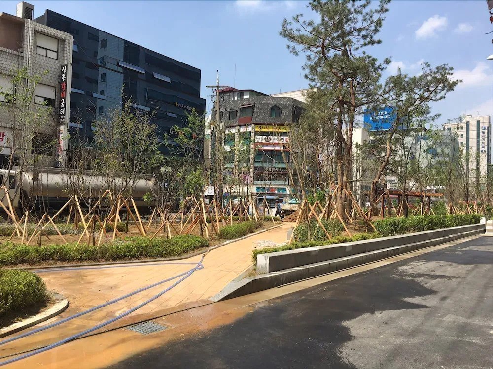 Sinchon house