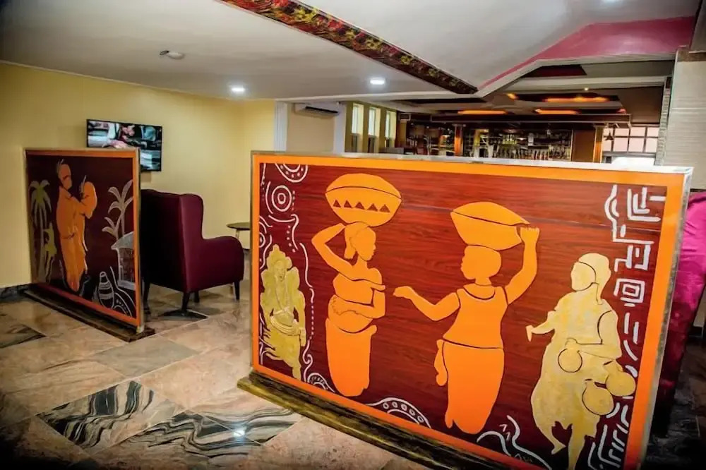 Villa Hilton  Hotels and Apartments