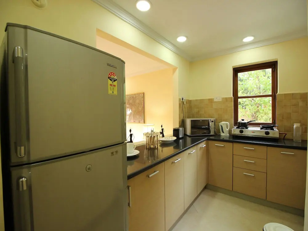 OYO 14573 Home Sunset View 1BHK Betalbatim