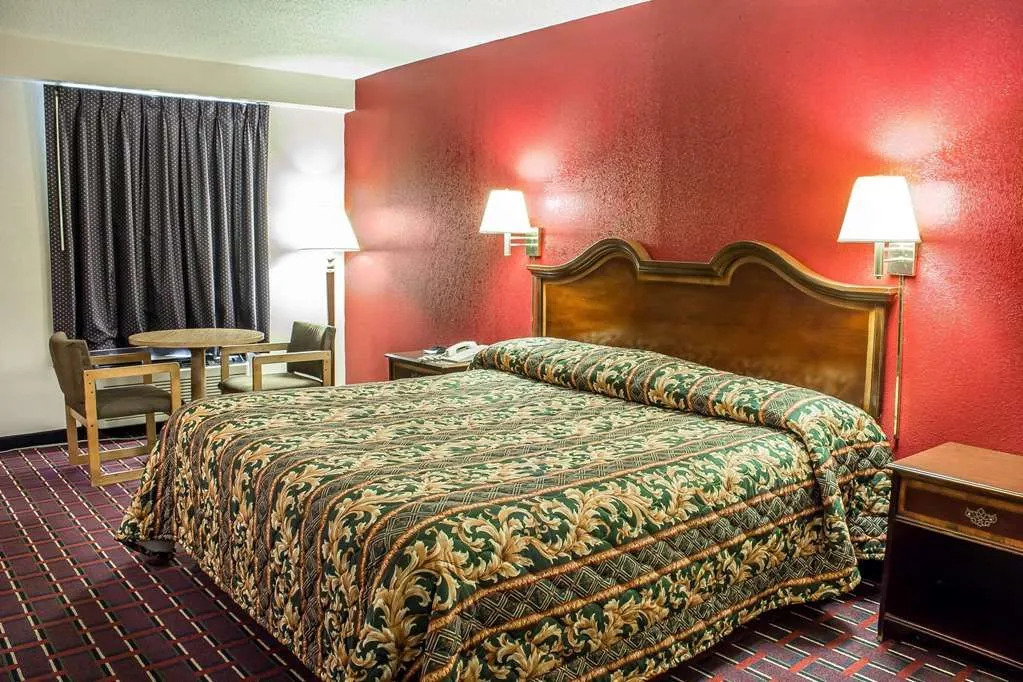 Econo Lodge Henderson