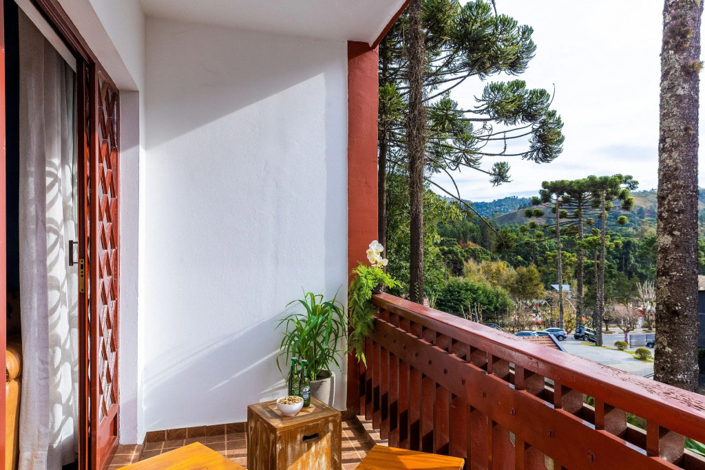 3 Quartos no Capivari com Lareira
