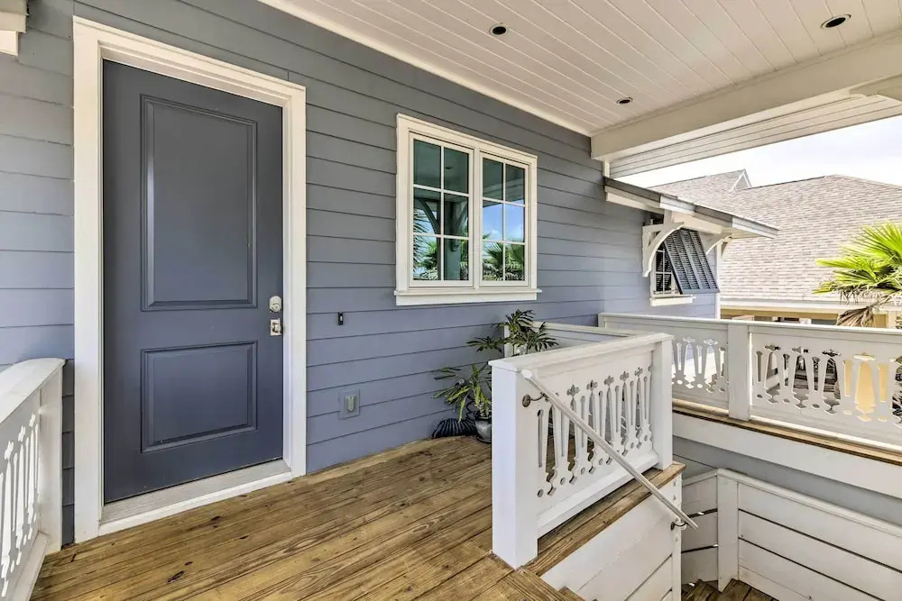 Luxe, Beachfront PCB Home w/ Decks & Grill!