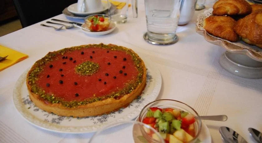 Extra Bed and Breakfast