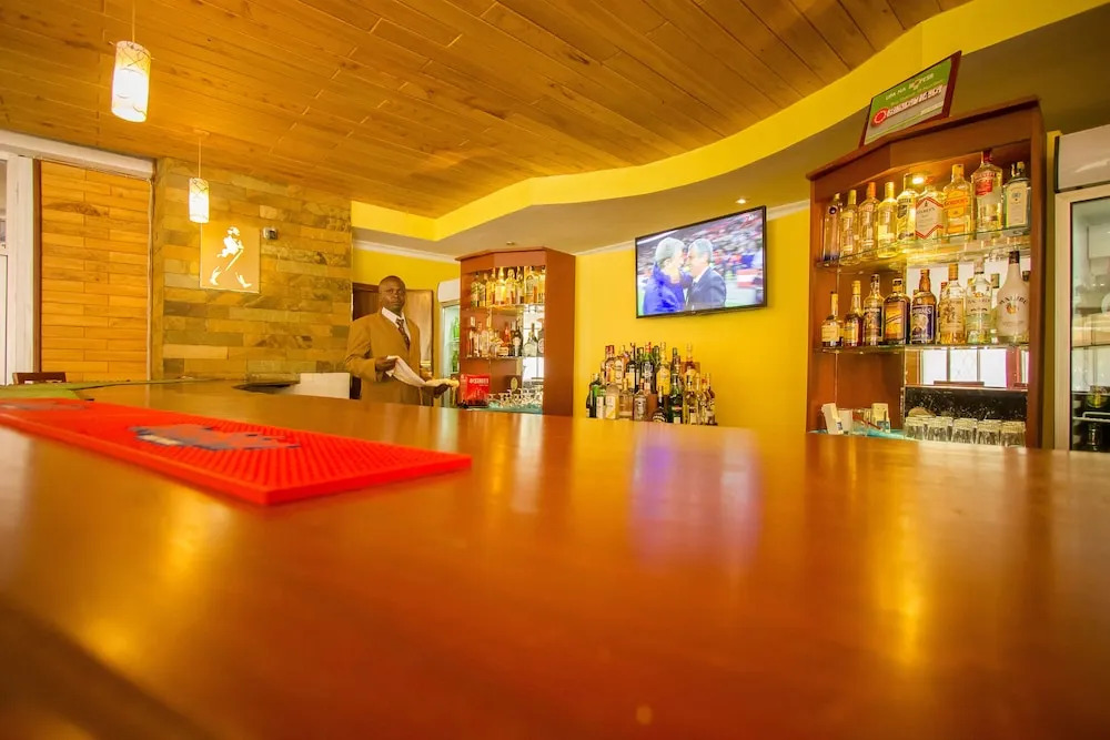 Sirikwa Hotel