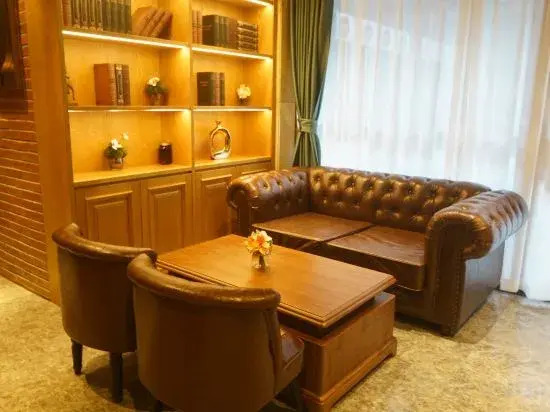 James Joyce Coffetel Hotel (Tianjin Dongli Kaifaqu Subway Station)