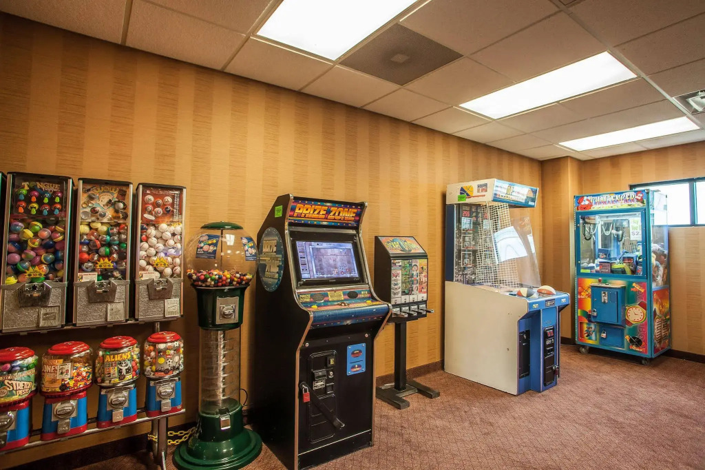 The Hub Middletown Red Bank- Best Western Signature Collection