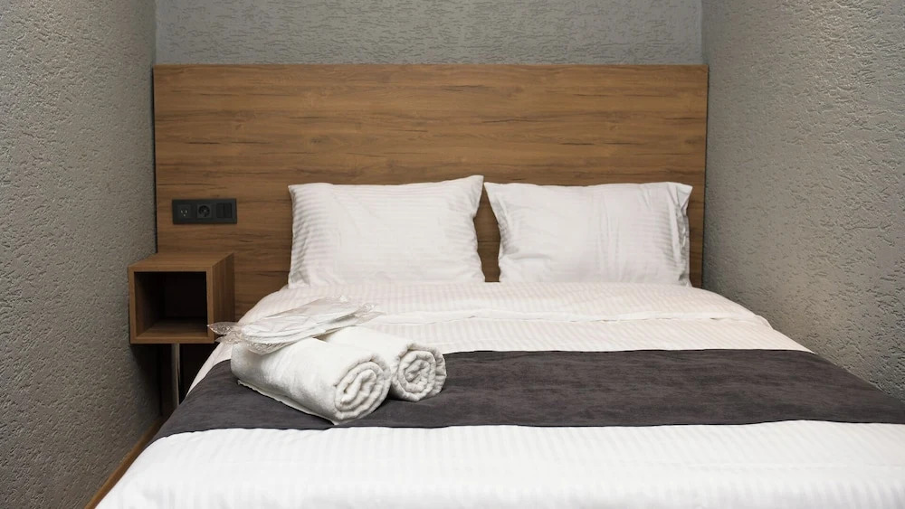 Daymonth Hotel