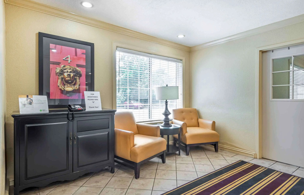 Extended Stay America Suites - Newark - Woodbridge