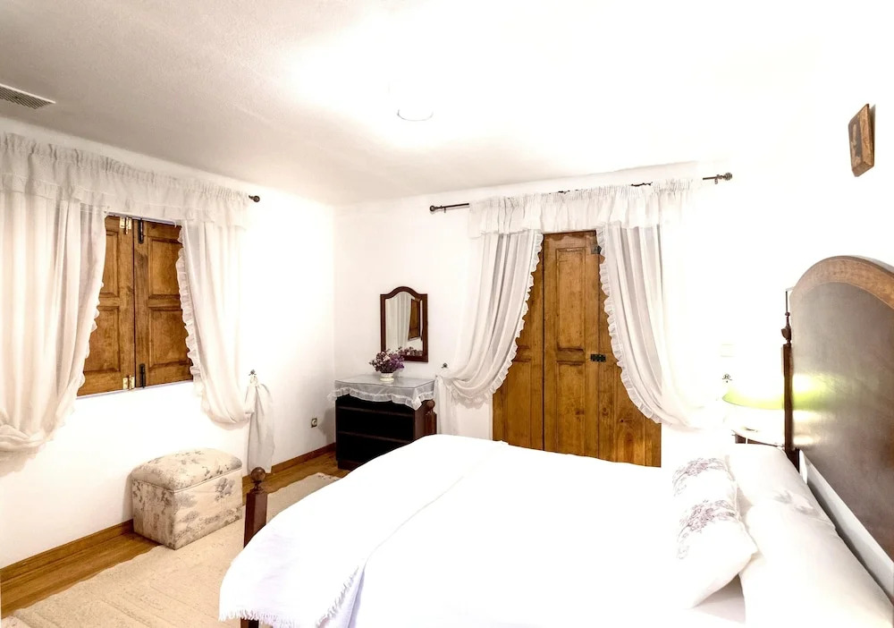 Villa With 3 Bedrooms in Lamego, With Wonderful Mountain View, Private