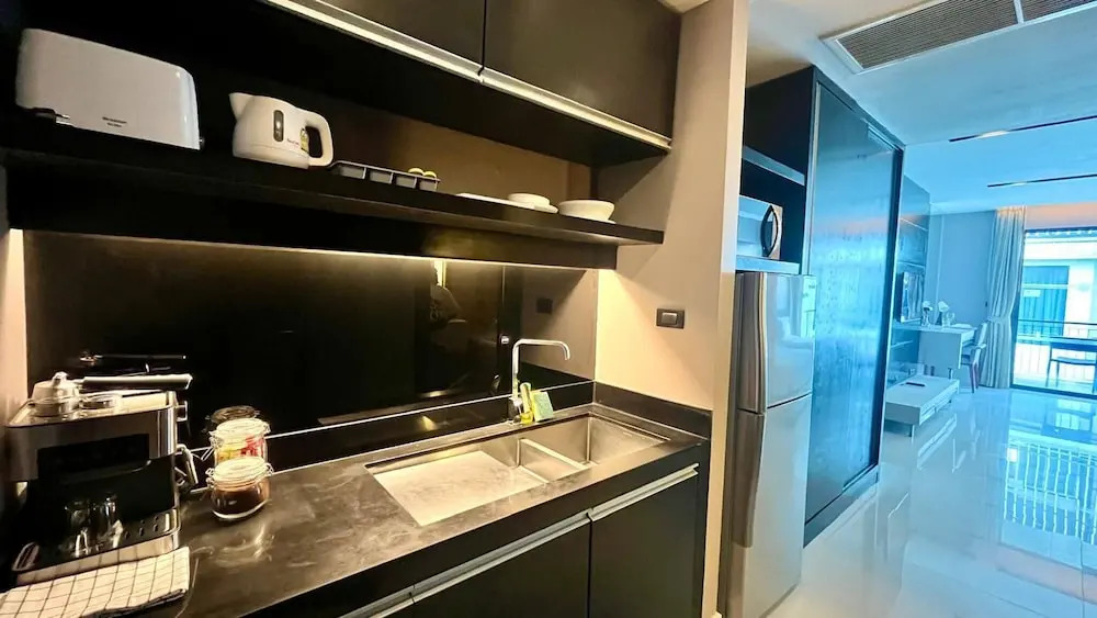 4605 Seaview Aparthotel 30m To Patong Beach