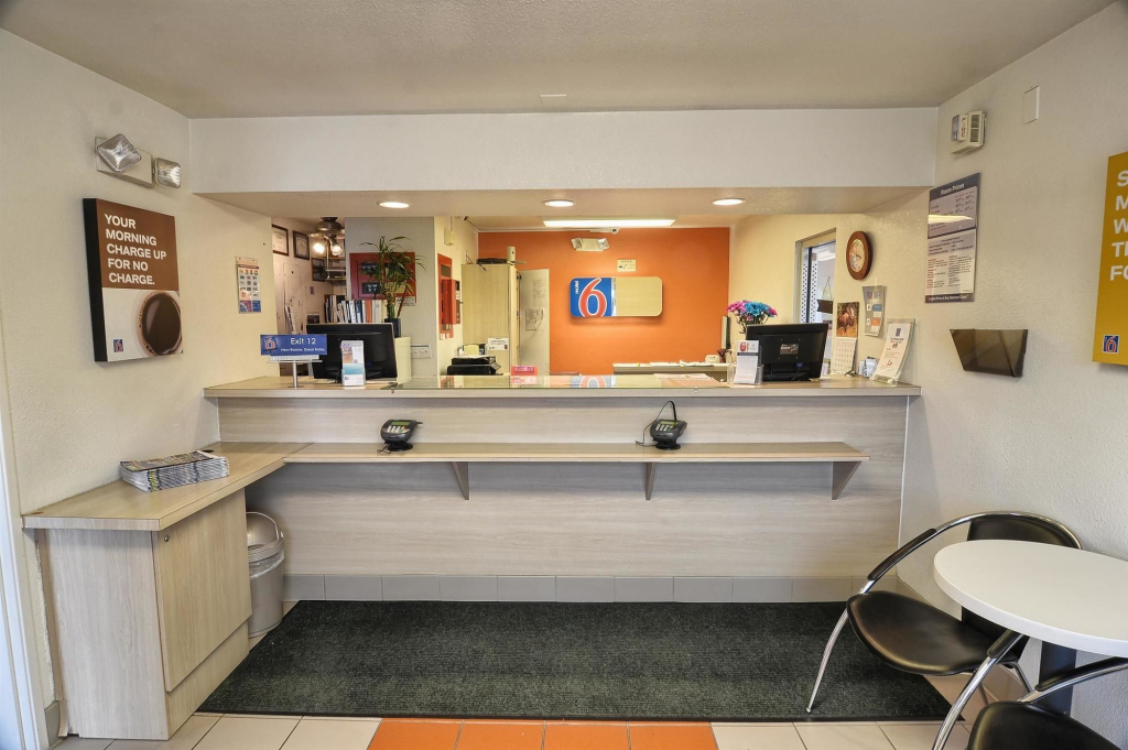 Motel 6-Coeur DAlene, ID