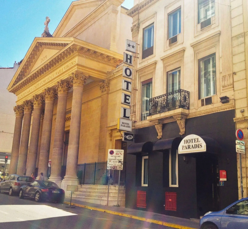 Hotel paradis