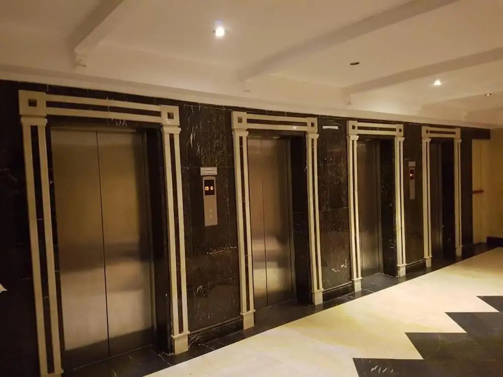 Fal Al Taj Hotel