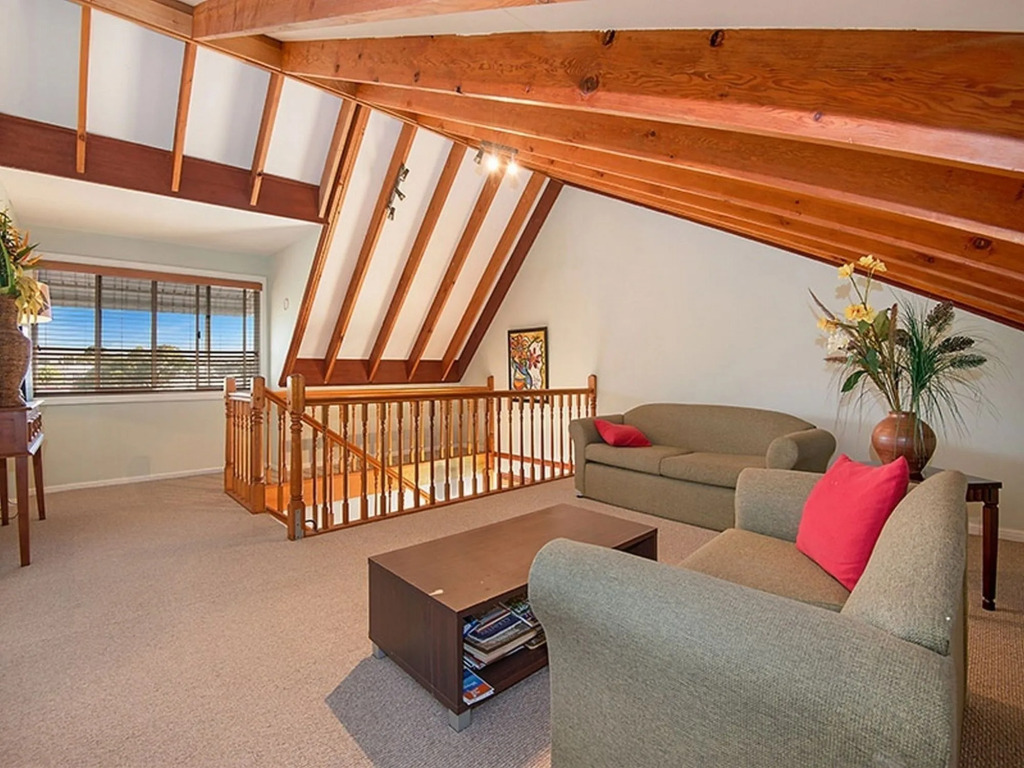 Ainslie Manor Guest House