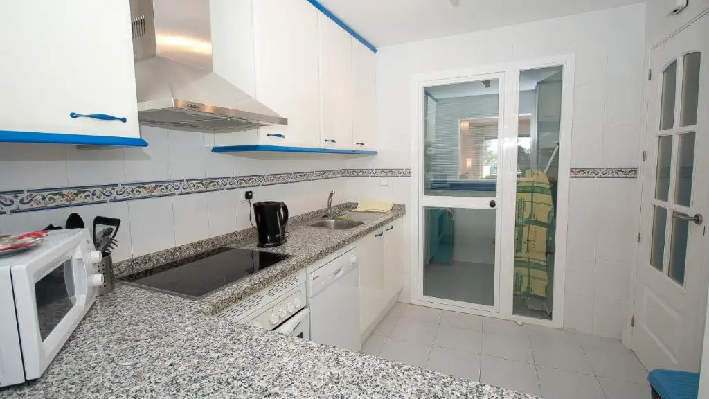Duquesa Suites 328