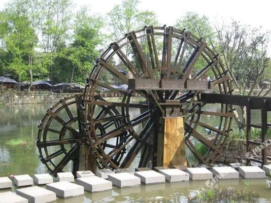 Xinglong Inn