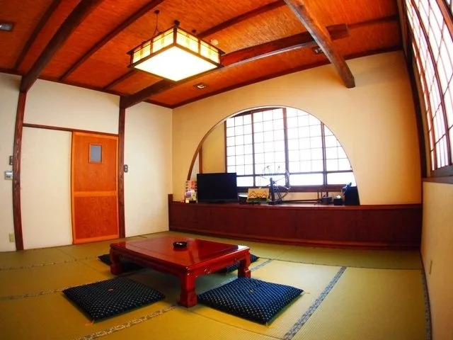 Chuo Hotel 中央ホテル