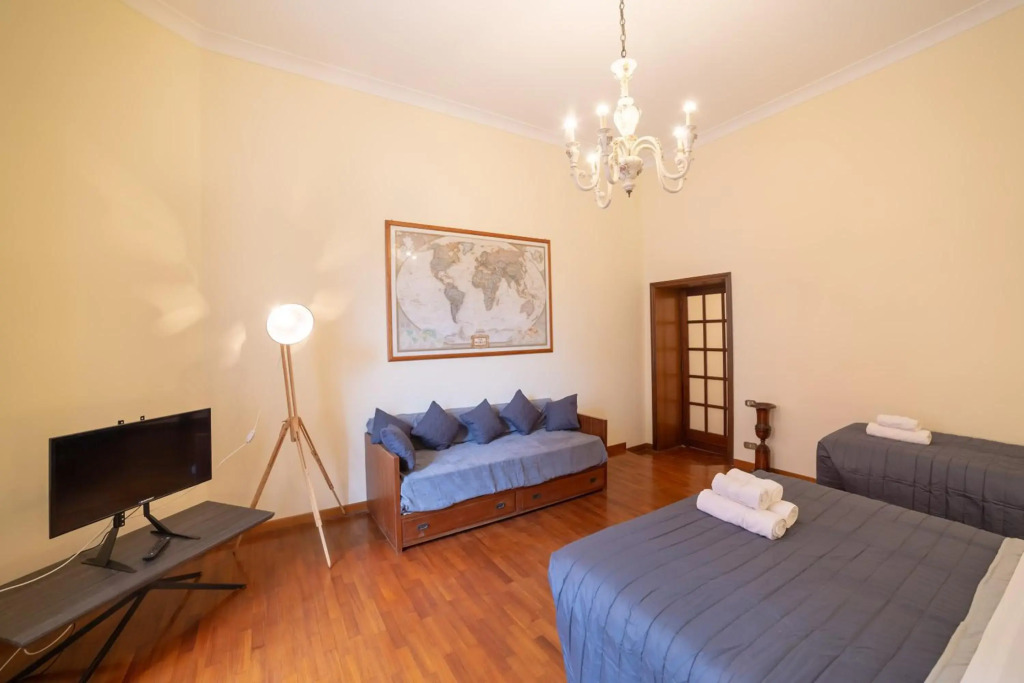 The Dante Apartment