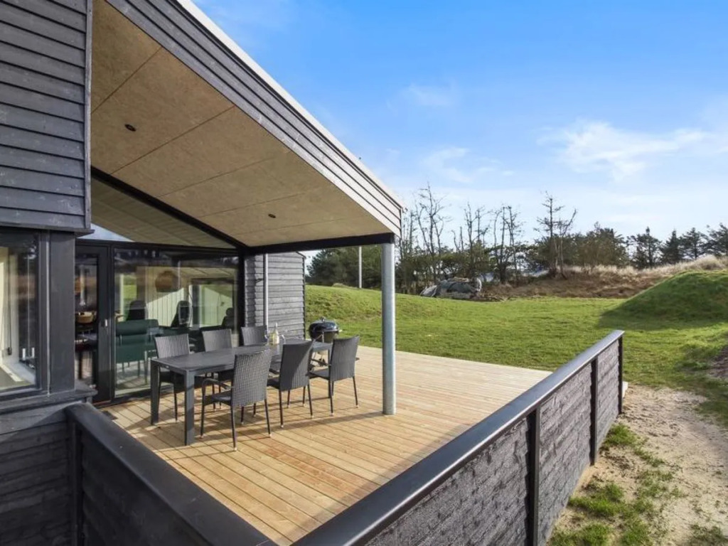 "Henrich" - 300m from the sea in NW Jutland