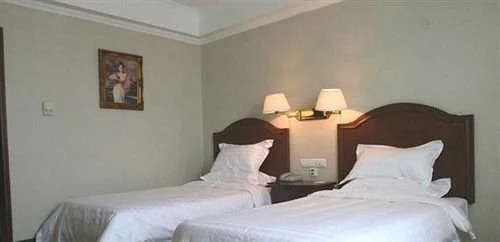 Anhui Fuyang Guomao Hotel - Fuyang