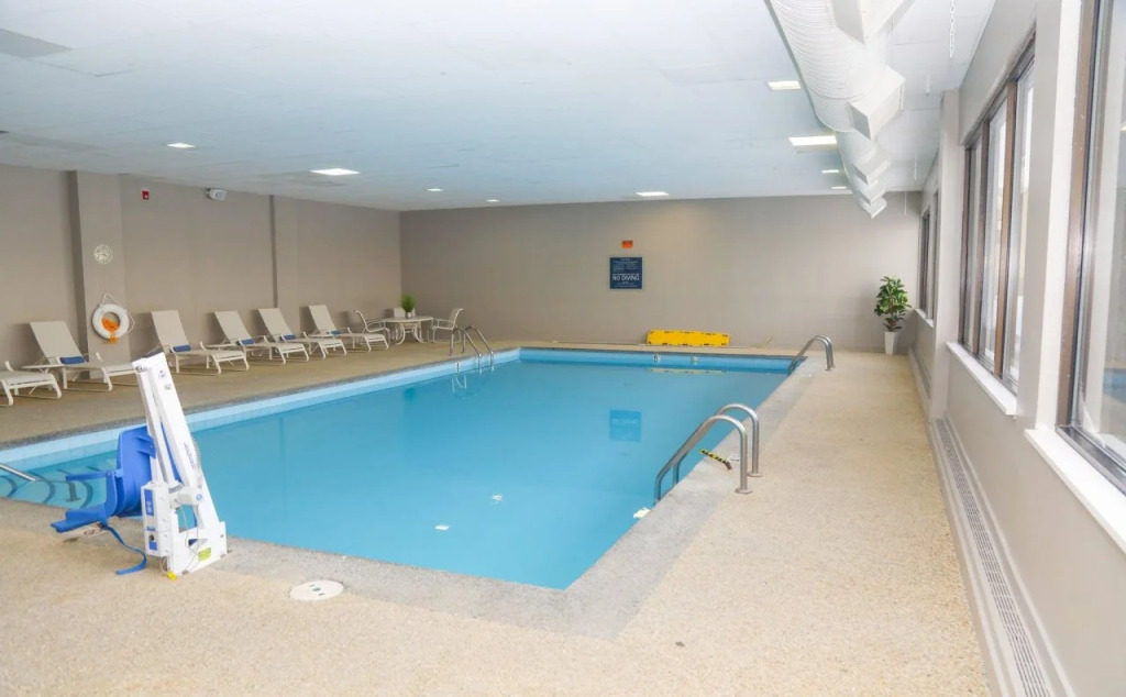 Four Points by Sheraton Cleveland-Eastlake